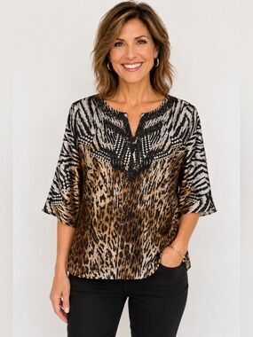 Chico’s 30 Unforgettable Years Beaded Animal Print Silky Feel Tunic Top Size 0
